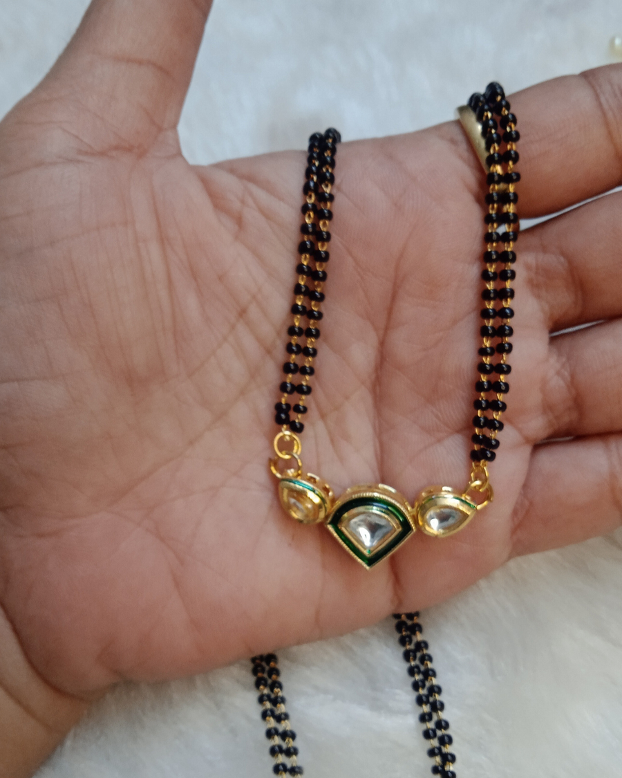 green kundan mangalsutra